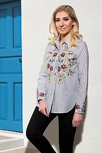 Shirt: Maliparmi
</br>
Trousers: Acne